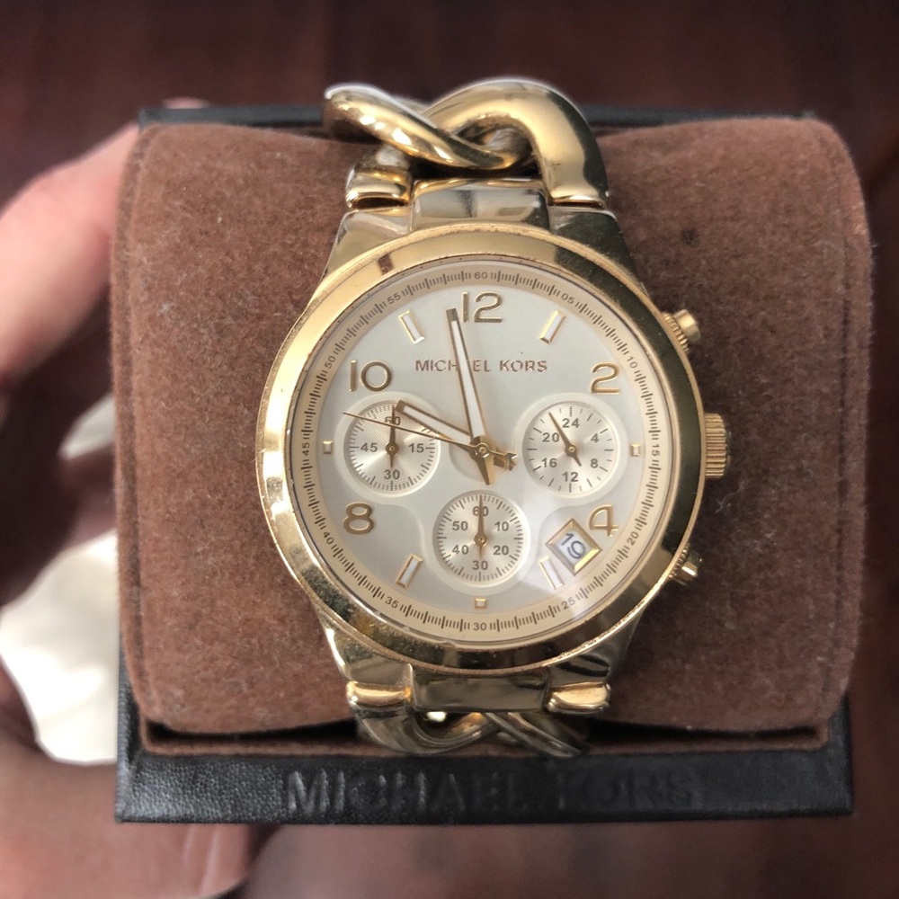 Michael Kors Runway Twist Watch Gold